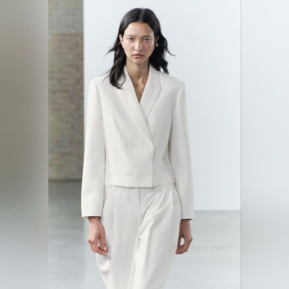 NWT ZARA WOMAN COLLECTION Cropped blazer made with 25% linen WHITE - Picture 1 of 16